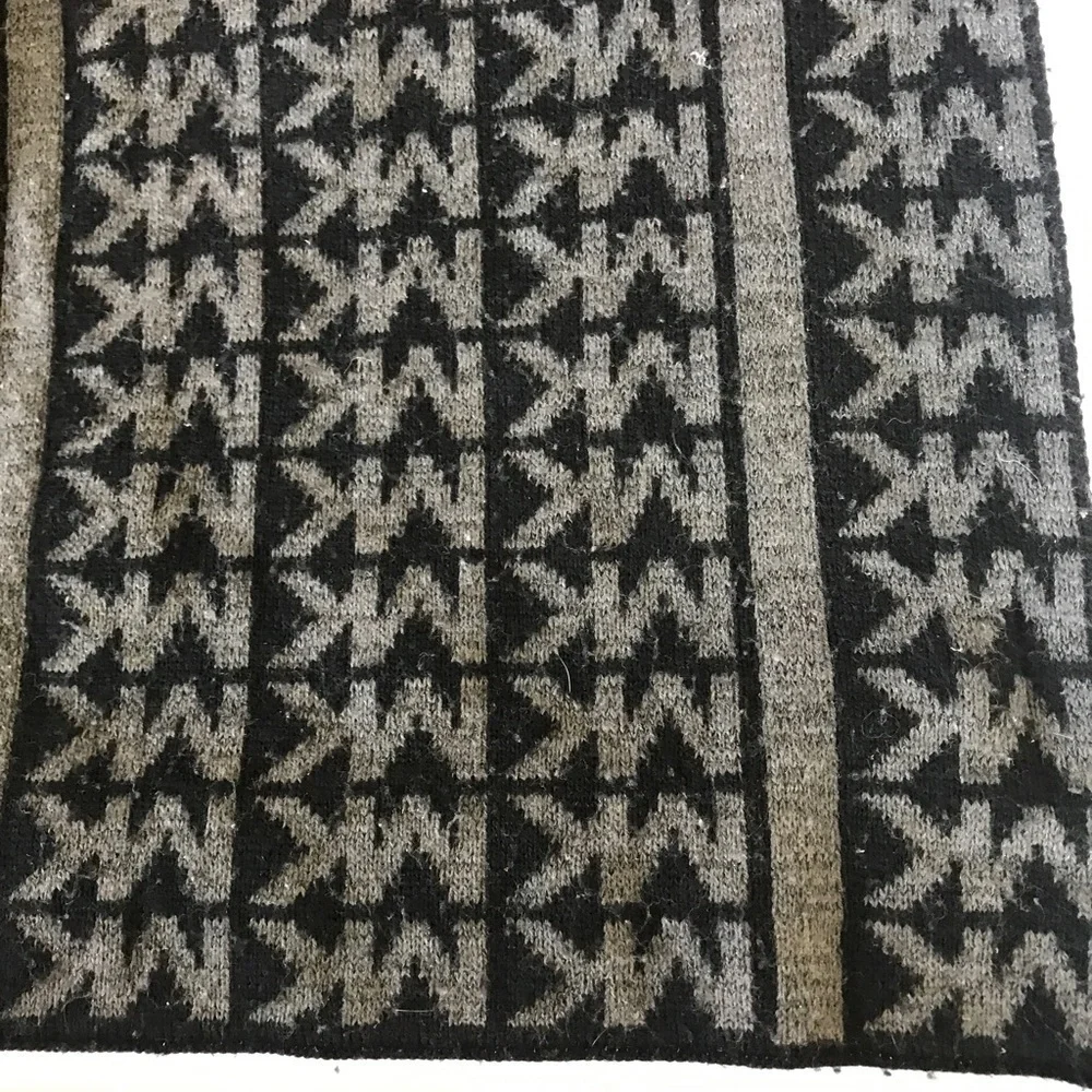 Michael Kors monogram gray and black scarf